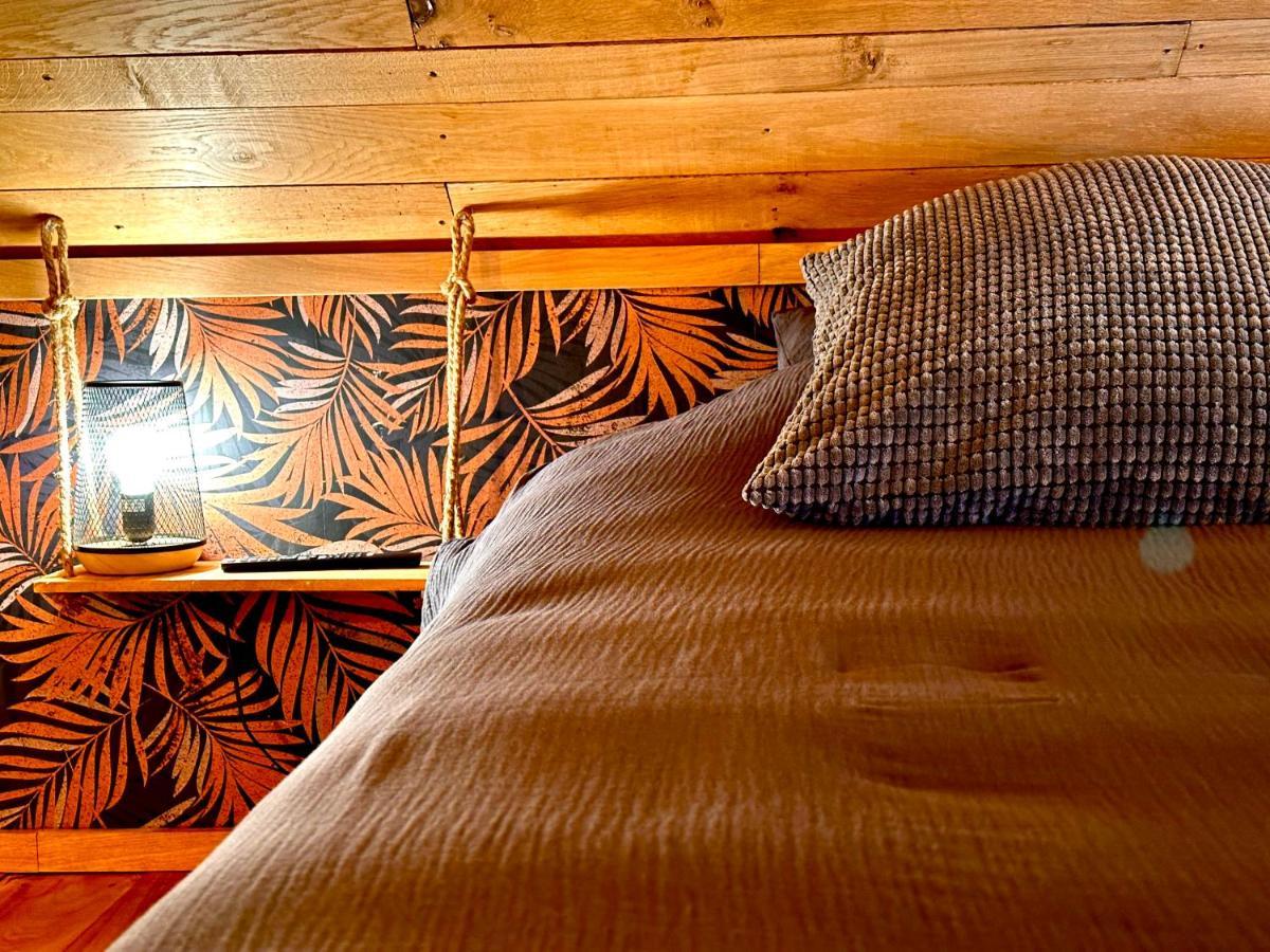 Hour House - Esc'Appart Houyet Bagian luar foto
