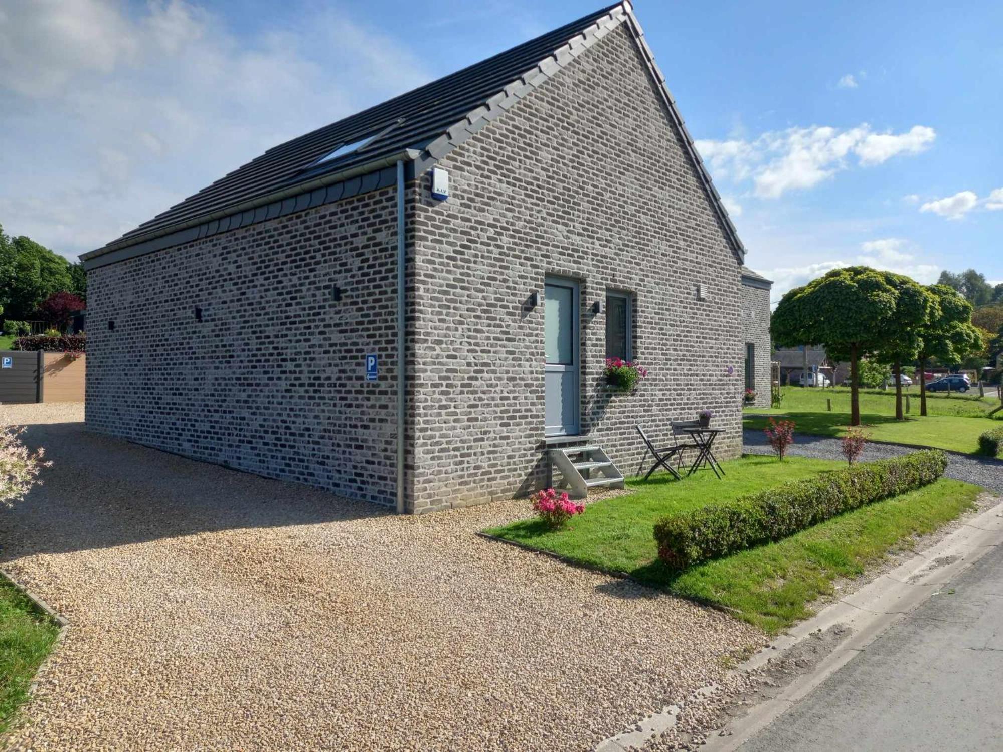 Hour House - Esc'Appart Houyet Bagian luar foto